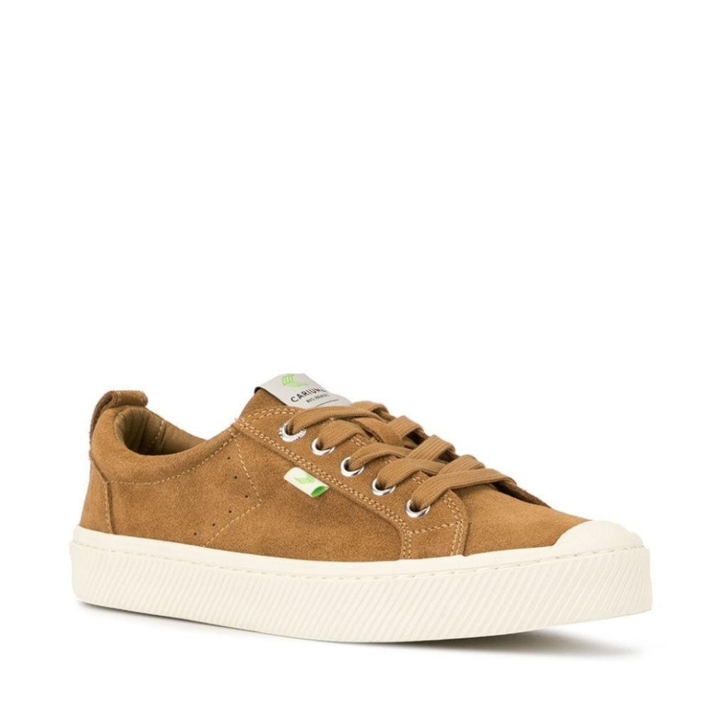 NEW Cariuma OCA Low Camel Suede Sneaker Unisex Men's 9 Women’s 10.5